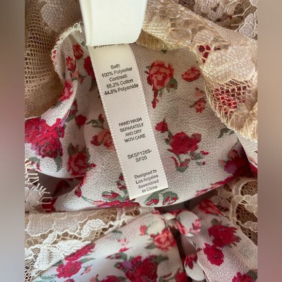 FOR LOVE & LEMONS Melrose White Floral Robe -Victoria's Secret Sz XS NEW - Picture 12 of 15